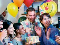 Як відсвяткувати день народження на роботі