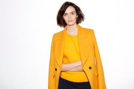 Лютневий каталог модного жіночого одягу Zara