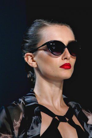 Основні тренди в дизайні сонцезахисних окулярів в сезоні весна-літо 2013