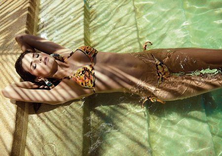 Ізабелі Фонтана в рекламній кампанії пляжної колекції Morena Rosa Beach осінь 2013