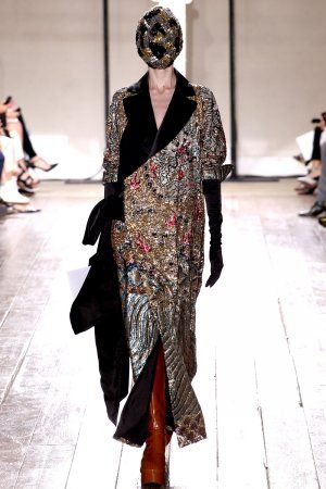 Тиждень високої моди в Парижі. Колекція Maison Martin Margiela Haute Couture сезону осінь-зима 2013-2014