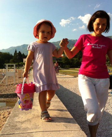 Марічка Падалко відпочила з родиною в Чорногорії