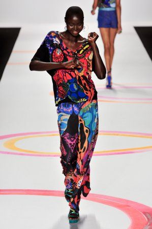 Тиждень моди в Нью-Йорку. Колекція Desigual весна-літо 2014