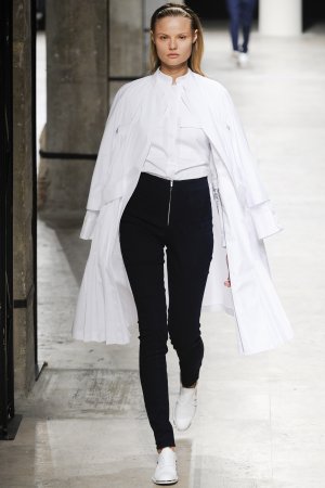 Тиждень моди в Парижі. Колекція Barbara Bui весна-літо 2014