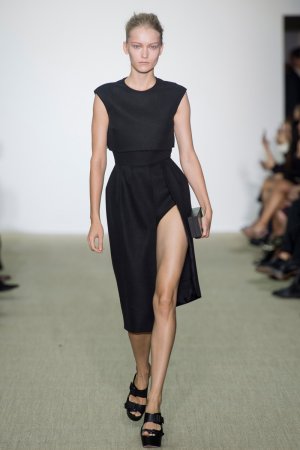    .  Giambattista Valli - 2014