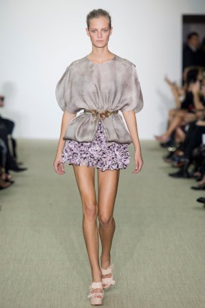    .  Giambattista Valli - 2014