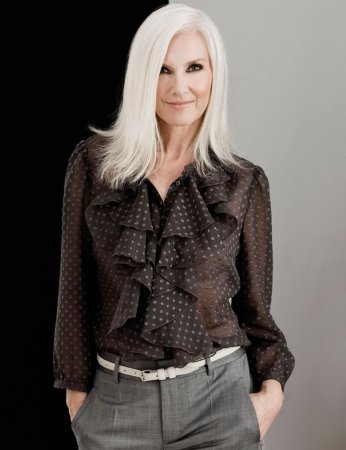 Основи стильного і елегантного гардероба для жінок старше 50 років