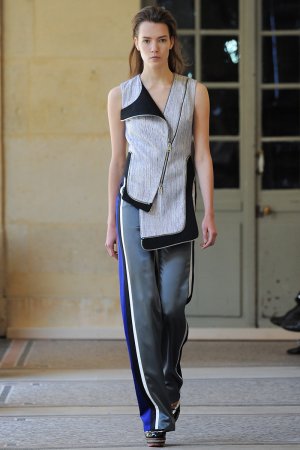 Тижні високої моди в Парижі. Колекція Bouchra Jarrar Haute Couture сезону осінь-зима 2014-2015