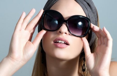 Іміджеві окуляри: як правильно вибрати модний аксесуар