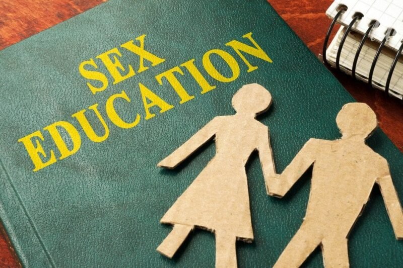 Чому деякі люди утримуються від сексу: генетичні та поведінкові причини