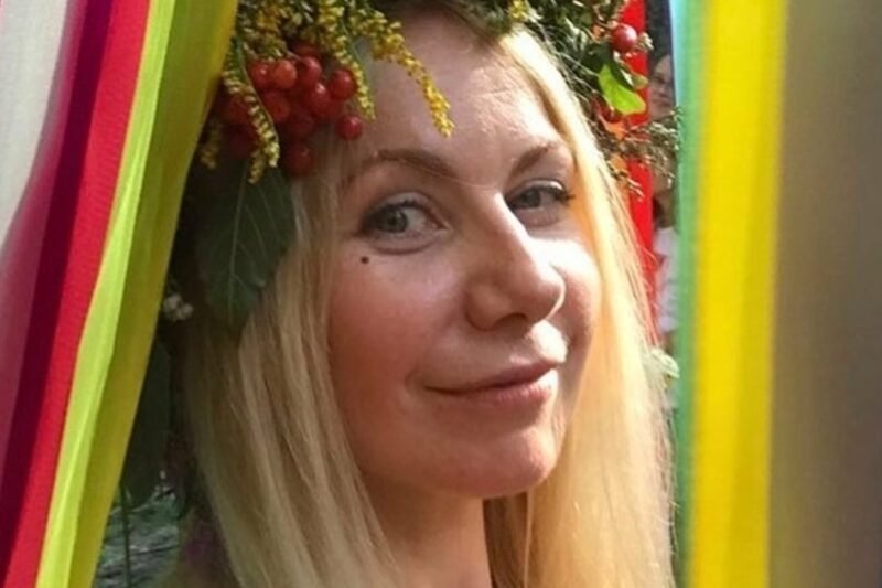 Фролова змінила себе до невпізнання на фото на честь свого 50-річчя